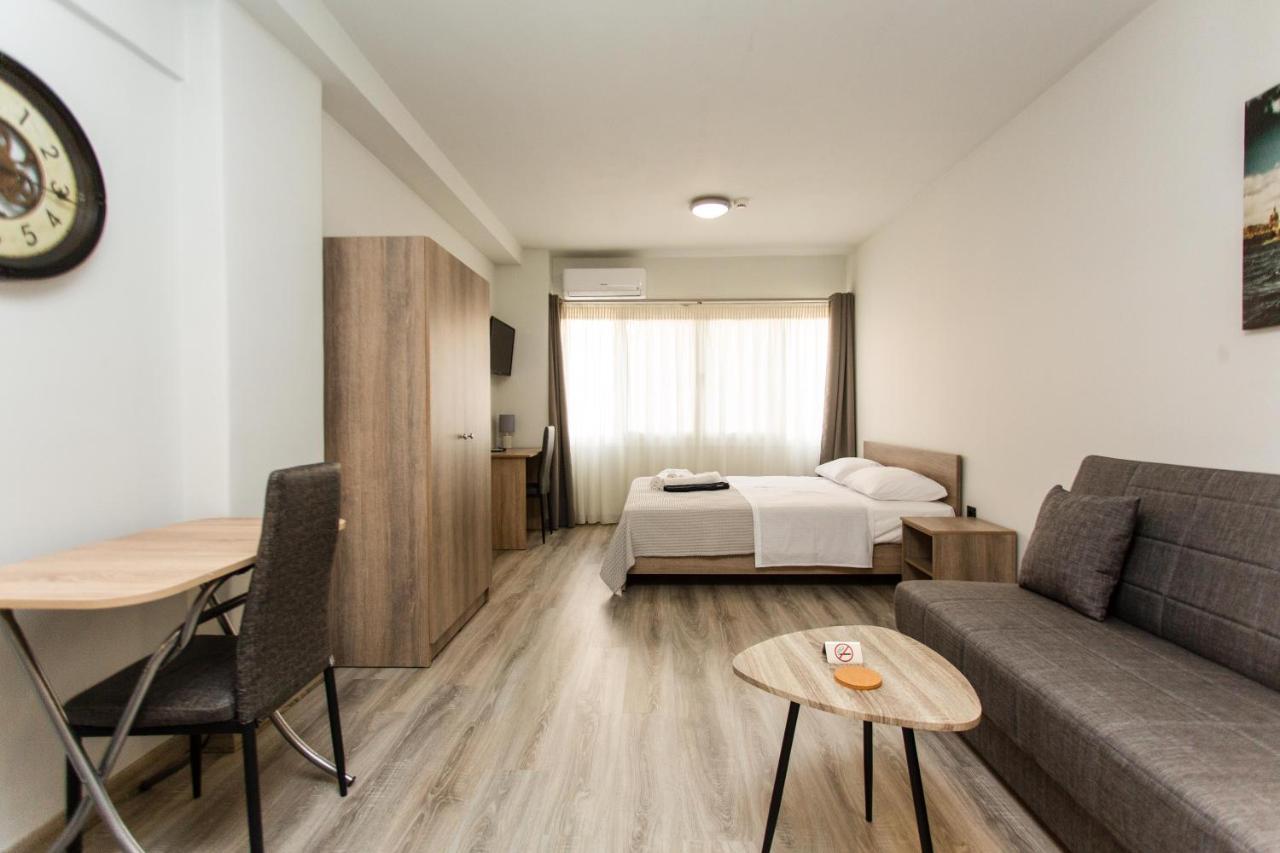 John Central Suites Thessaloniki Exterior photo